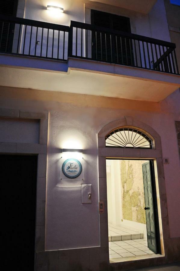 Thalia Guest House มาร์ซาเมมี ภายนอก รูปภาพ
